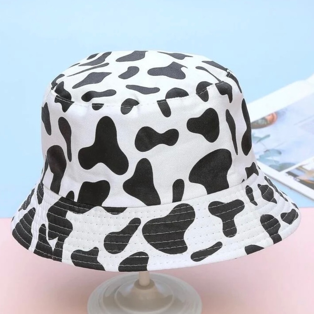 Bucket hat